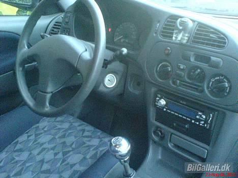 Mitsubishi Colt 1,3 GL (kørt i sænk) - et billede indefra skal jo næsten til :)  billede 3