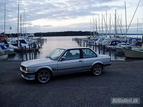 BMW 320i Solgt billede 1