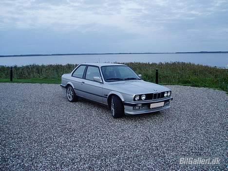 BMW 320i Solgt billede 7