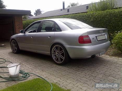 Audi A4 1,8 Turbo - Tja Endnu et billed billede 5