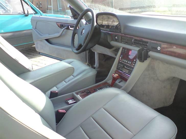 Mercedes Benz W126. - 560 SEC.  - Også den side af kabinen er 100% iorden (orginal) billede 14