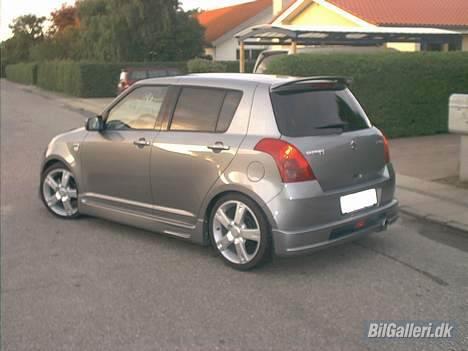 Suzuki Swift ( SOLGT ) billede 3