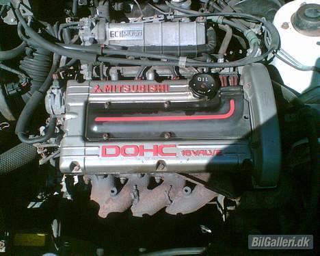 Mitsubishi Galant 2.0 GTI skrottet billede 7