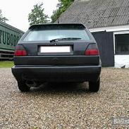 VW Golf 2 1,8 GTI Solgt.