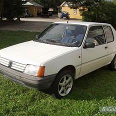 Peugeot 205 XL #SOLGT#