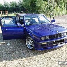 BMW 325i E30 Solgt