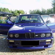 BMW 325i E30 Solgt