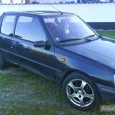 Peugeot 205 XRI 