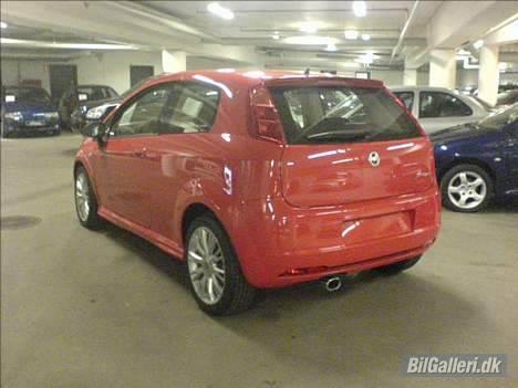 Fiat Grande Punto JTD Sport - Inden der kom plader på  billede 18