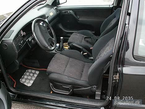 VW Golf 3 1.8 GL [Solgt] billede 6