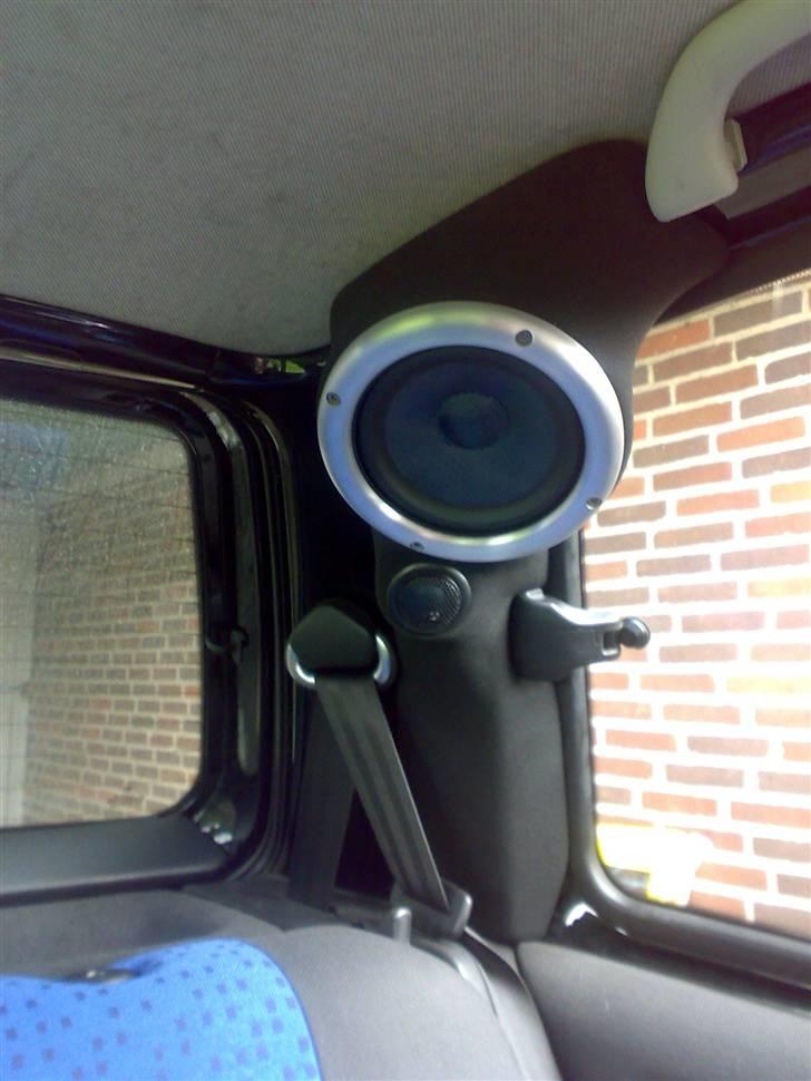 VW Lupo TDI - Lyd bag i bilen. custom made! billede 9