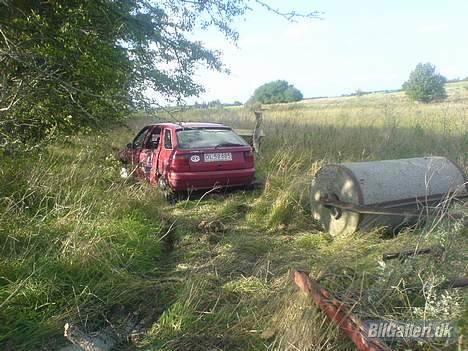 Citroën ZX 1.4i --DØD-- - Var vidst meget heldig, ikke at ramme trumlen.. Ved ik lige hvordan dét gik til... billede 13