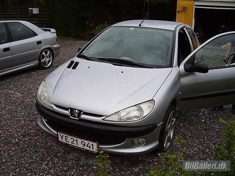 Peugeot 206 (SOLGT) billede 2