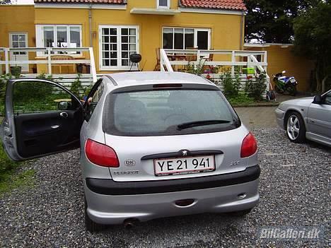 Peugeot 206 (SOLGT) billede 4