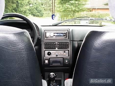 Citroën AX Prestige (SOLGT) billede 2