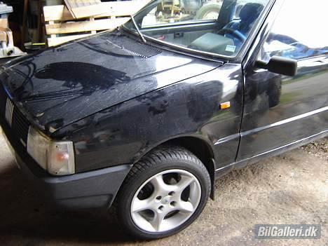 Fiat uno 45 S (Skrottet) - mine fine alu fælge det ser jo oz godt ud.. billede 2
