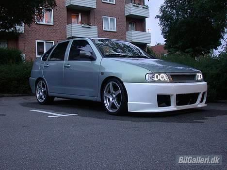 Seat Cordoba- Død billede 12