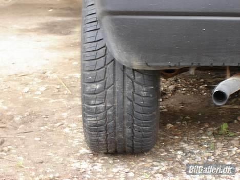 Fiat uno 45 S (Skrottet) - de er noget brede...  billede 4