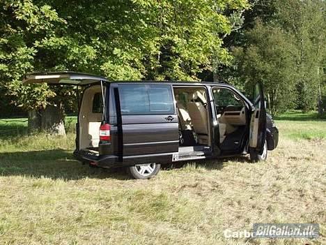 VW T5 TDI, AUT *SOLGT* billede 2