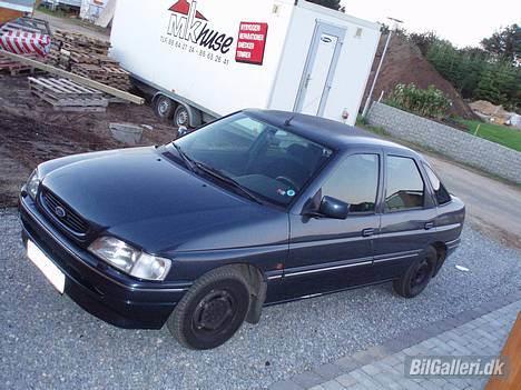 Ford Escort 1,4 clx Solgt! billede 3