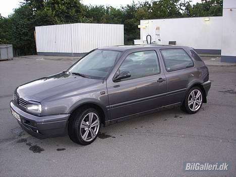 VW Golf 3 *SOLGT* billede 1