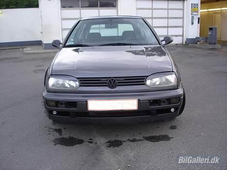 VW Golf 3 *SOLGT* - Skulle gerne kommet et nyt billede med dæksler på.  billede 4