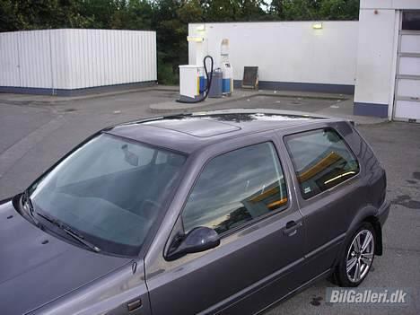 VW Golf 3 *SOLGT* - Og der er soltag :P niice.. billede 5