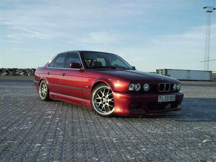 BMW e34 525i billede 1