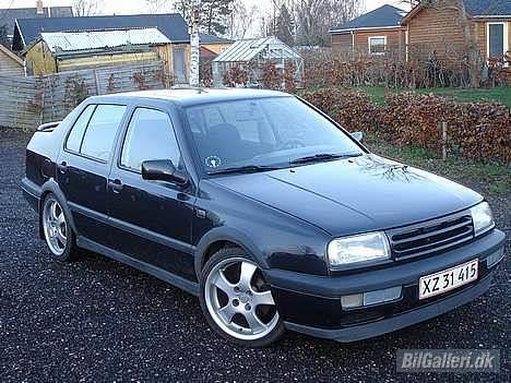 VW Vento SOLGT billede 1