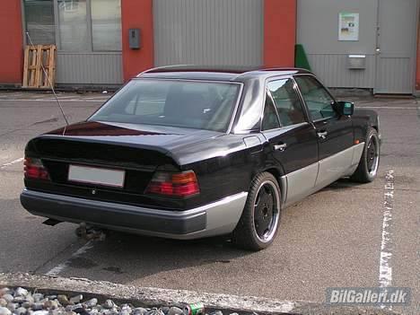 Mercedes Benz 300D Auto RIP billede 9