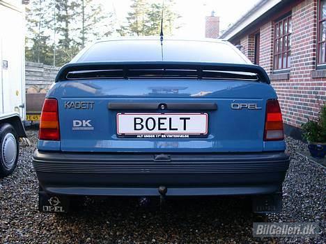 Opel kadett e (SOLGT) - Den her bagende ser rigtig mange billister... billede 4