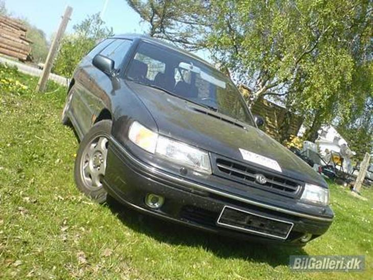 {{currentPhoto.altText}} billede {{currentPhoto.number}}