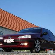 Peugeot 406 R.I.P. total skadet!!