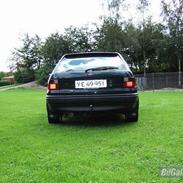 Toyota corolla 1,3 xli solgt