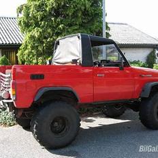 Toyota landcruiser bj73 solgt