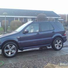Mercedes Benz ML 430 V8 Solgt