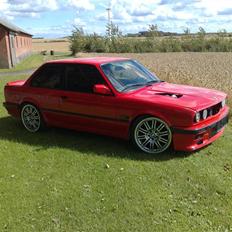 BMW E30 3,5l turb solgt :(