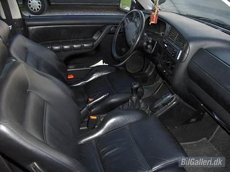 VW Golf 1,8 GT  *SOLGT* billede 2