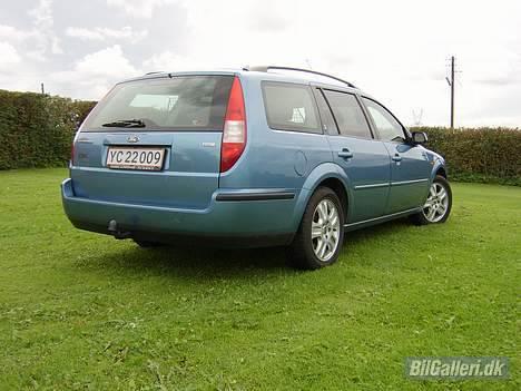 Ford Mondeo Ghia billede 2