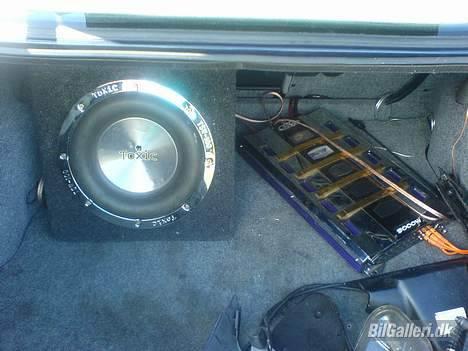 Opel Vectra A 2,0i TOTALSKADET billede 6