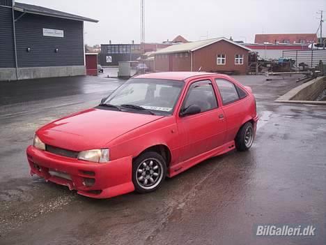 Opel Kadett E 1.6 *SOLGT* billede 1