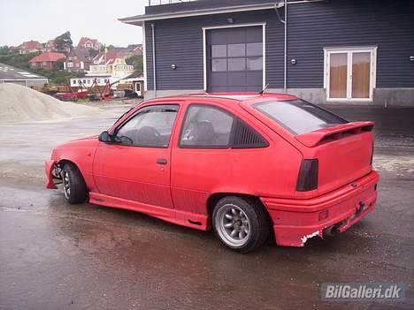 Opel Kadett E 1.6 *SOLGT* billede 4