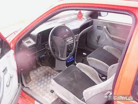 Opel Kadett E 1.6 *SOLGT* billede 7