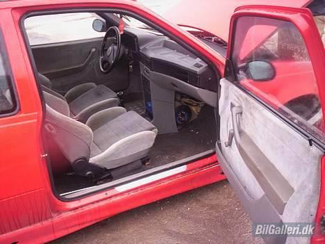 Opel Kadett E 1.6 *SOLGT* billede 10