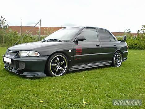 Mitsubishi Lancer 1.6 Glxi  SOLGT :/ billede 2