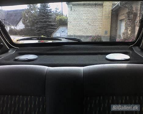 VW Polo 1,3 Coupé (SOLGT) billede 16