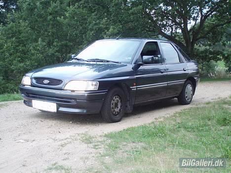 Ford Escort 1,4 clx Solgt! billede 11