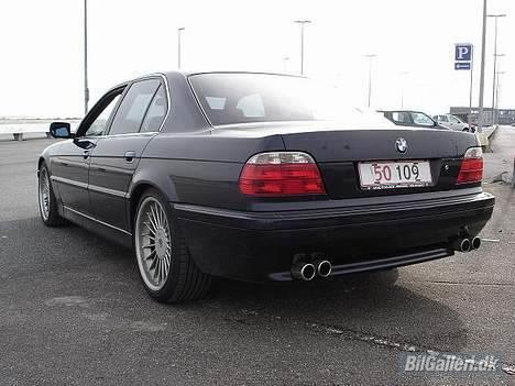 BMW 740i  billede 2