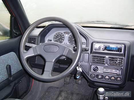 Peugeot 106 XR SOLGT billede 8