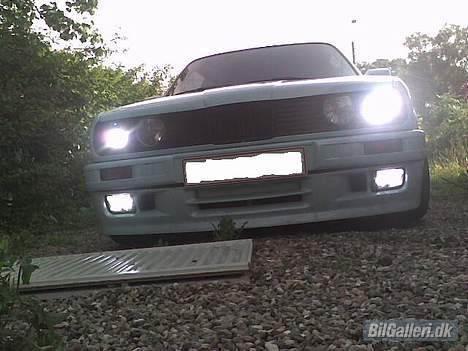 BMW E30 320I solgt billede 8